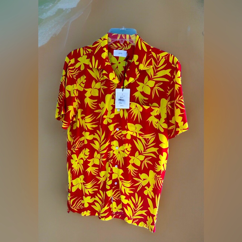 NWT onia Vacation Shirt Flame Men’s Button-Up Short Sleeve Shirt Sz S MSRP $145
